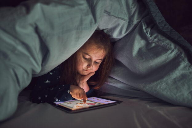 Top Strategies with Smart Technology to Protect Children: A Parental Guide